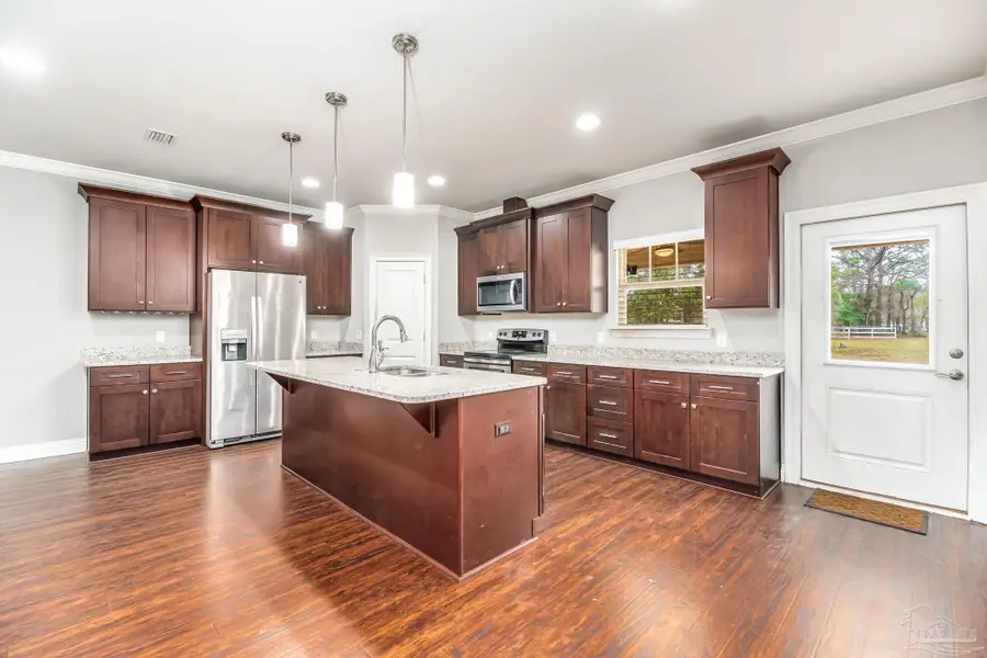 9115 Ridge Dr, Navarre, FL 32566 - Image #3