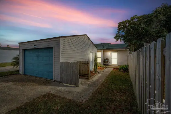 3400 Carlotta St, Pensacola, FL 32514