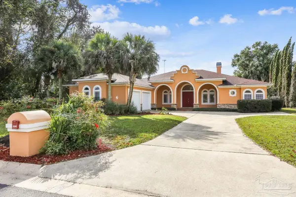 4049 Curlew Dr, Pensacola, FL 32514