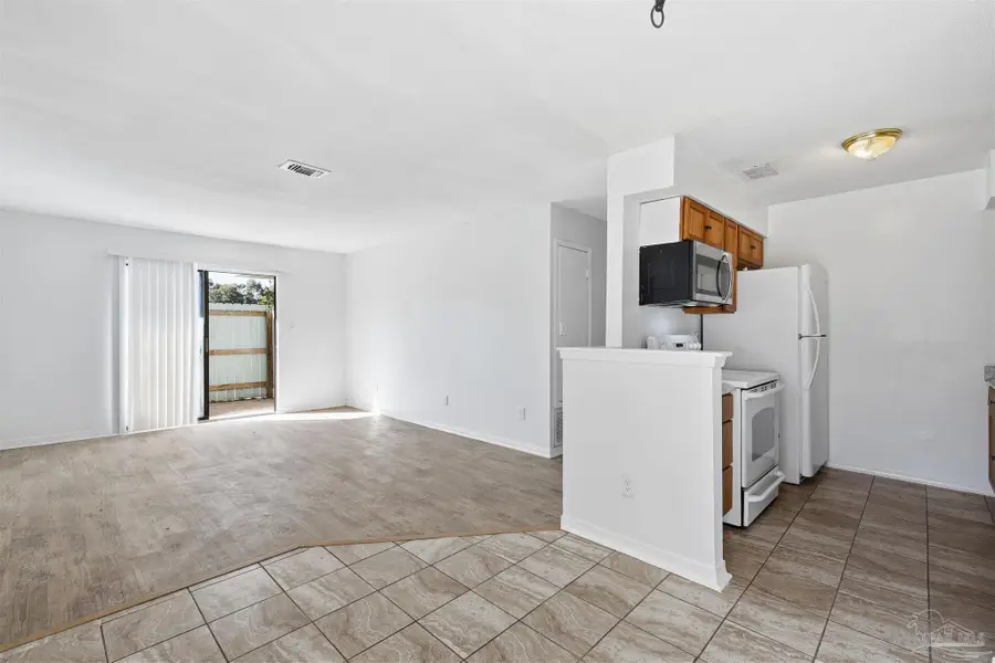 50 Fulton Ave #F, Pensacola, FL 32503 - Image #3