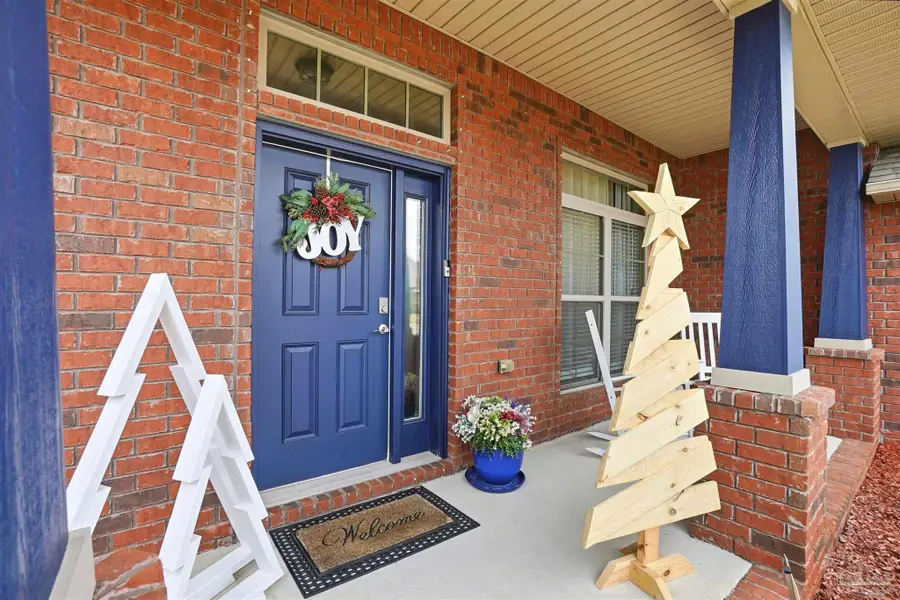 6085 Winchester Cir, Milton, FL 32570 - Image #3