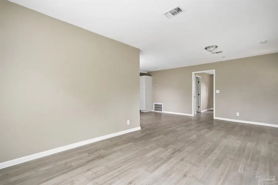 206 S 2nd St, Pensacola, FL 32507 - Image #3
