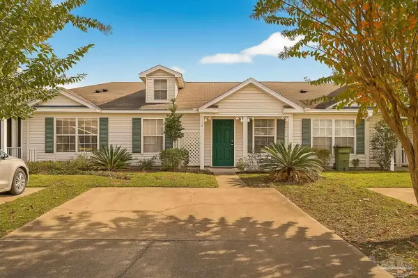 8108 Heirloom Dr, Pensacola, FL 32514