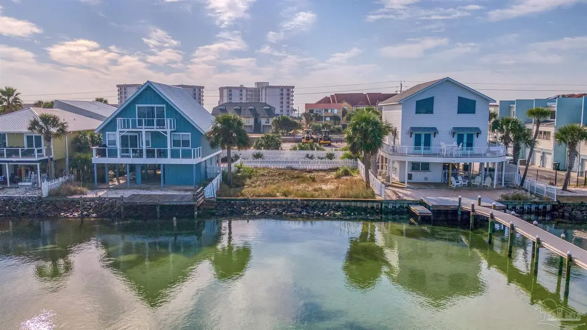 1581 Bulevar Menor, Pensacola Beach, FL 32561 - Image #1