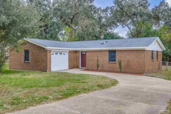 5855 Scotland Rd, Pensacola, FL 32526