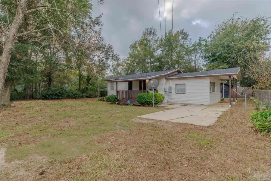 825 Booker Ave, Cantonment, FL 32533 - Image #2