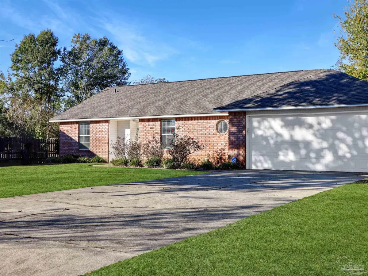 5748 Dove Dr, Pace, FL 32571 - Image #1