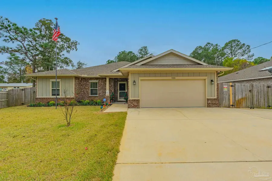 9283 Ridge Dr, Navarre, FL 32566 - Image #2