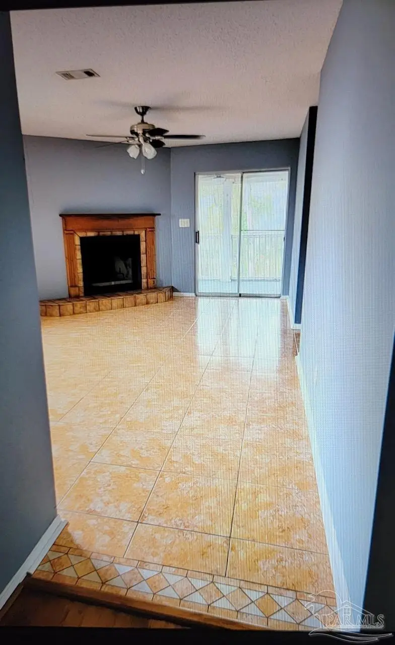 1500 Johnson Ave #221, Pensacola, FL 32514 - Image #2