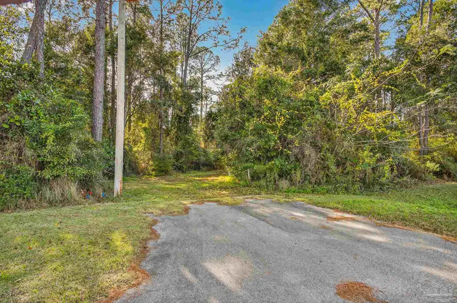 7900 Mobile Hwy, Pensacola, FL 32526 - Image #3