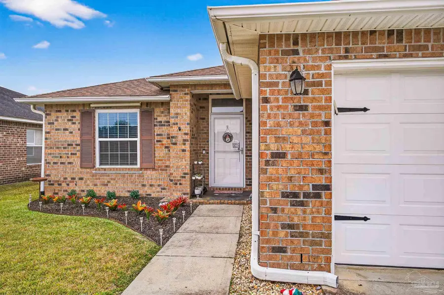 4890 Hilarita Cir, Pace, FL 32571 - Image #3