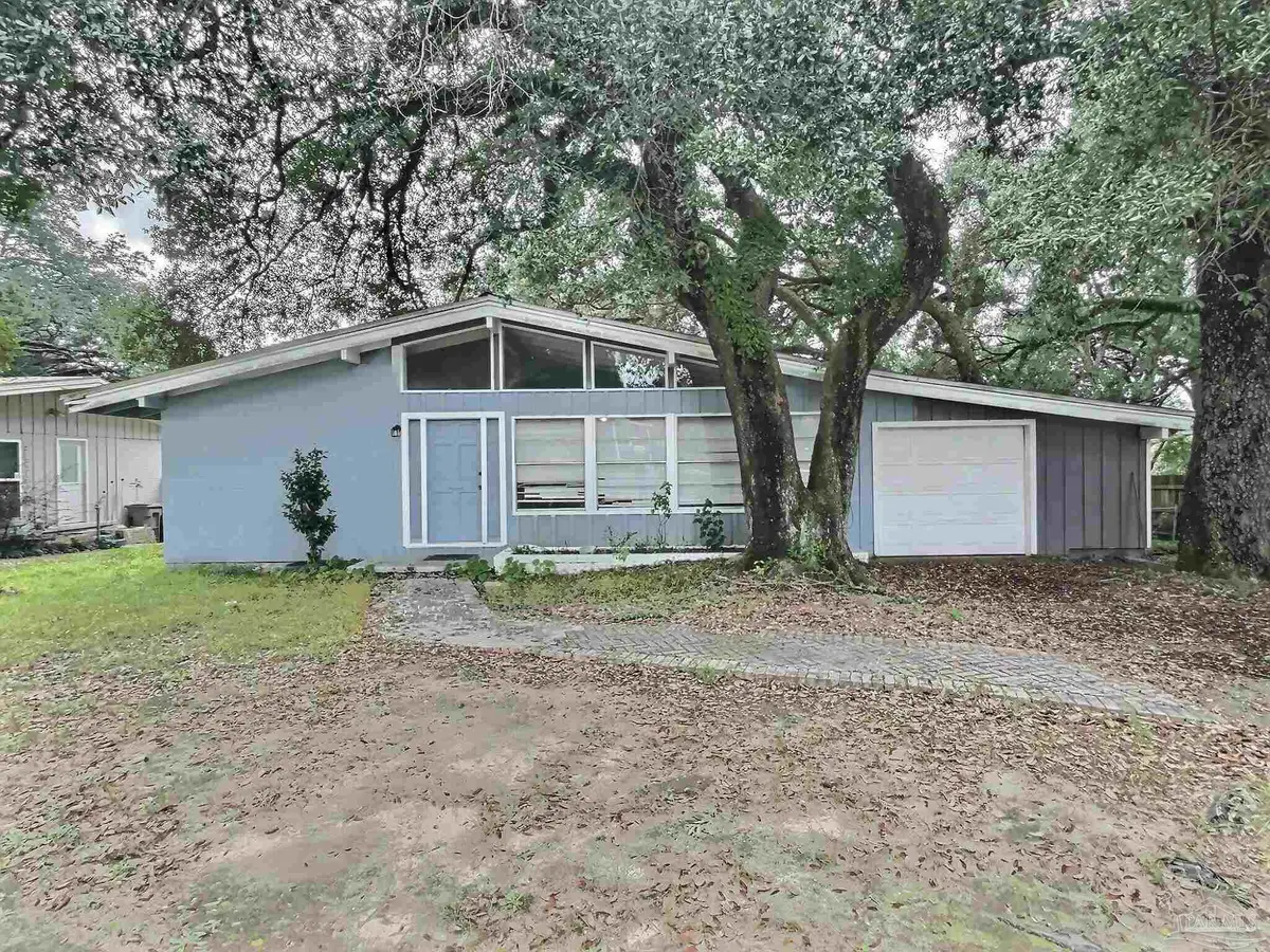 5609 Fairview Dr, Pensacola, FL 32505 - Image #1