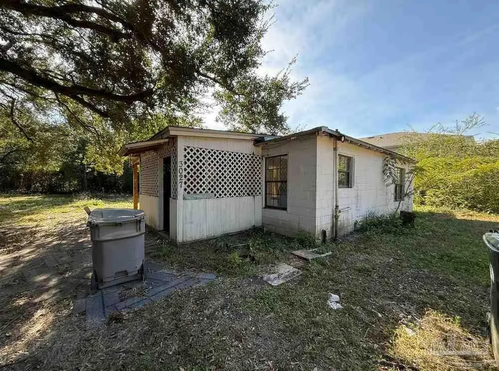 3027 E Johnson Ave, Pensacola, FL 32514 - Image #1