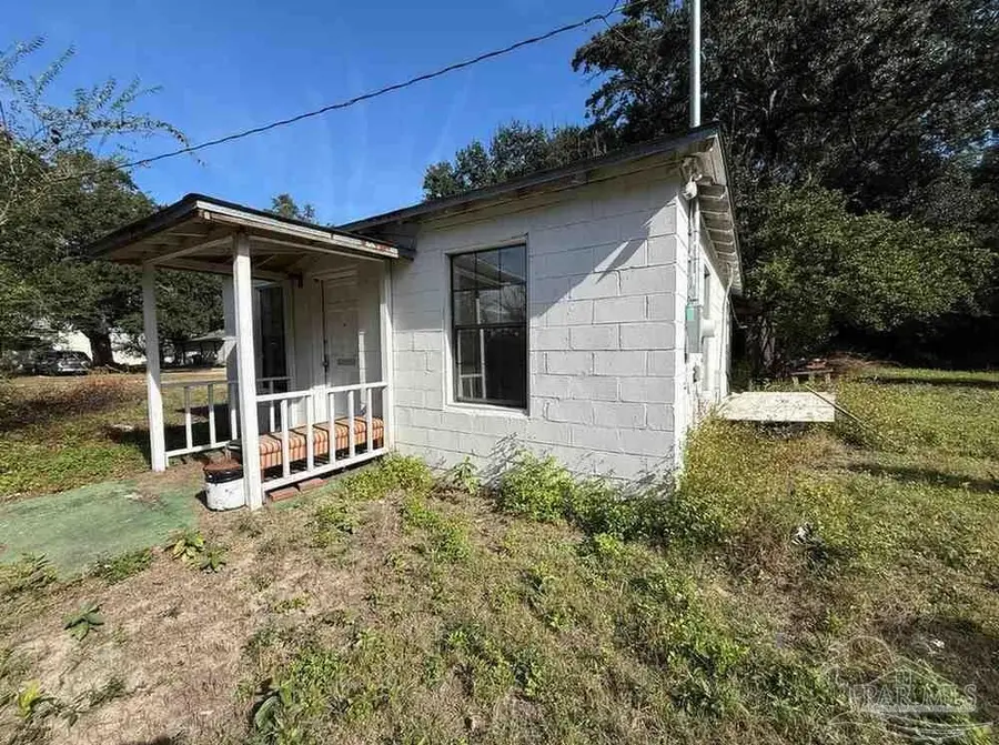 3027 E Johnson Ave, Pensacola, FL 32514 - Image #2