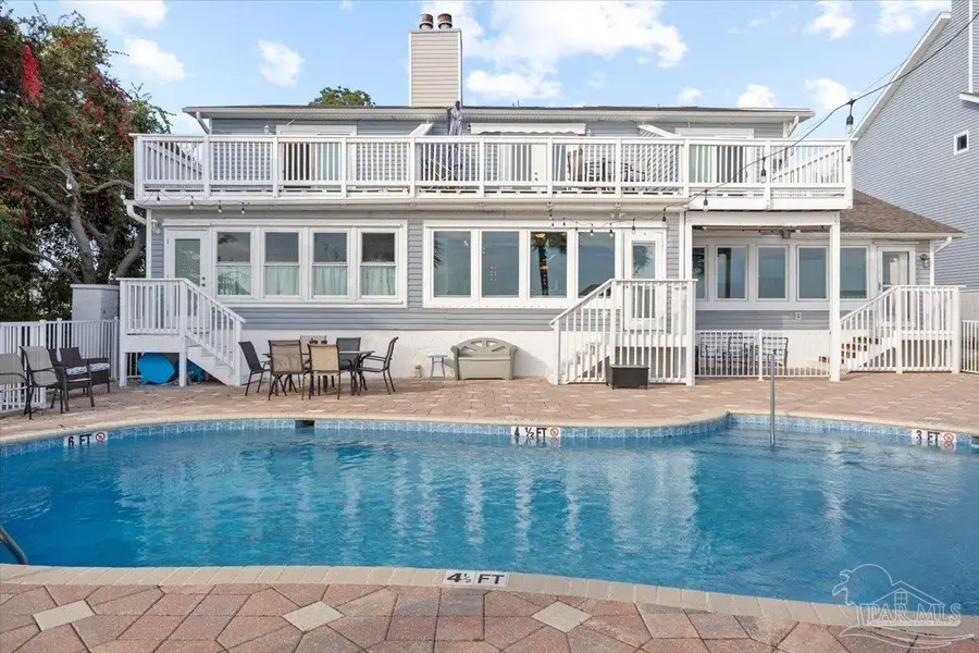 1810 Sea Pines Ln, Navarre, FL 32566 - Image #2