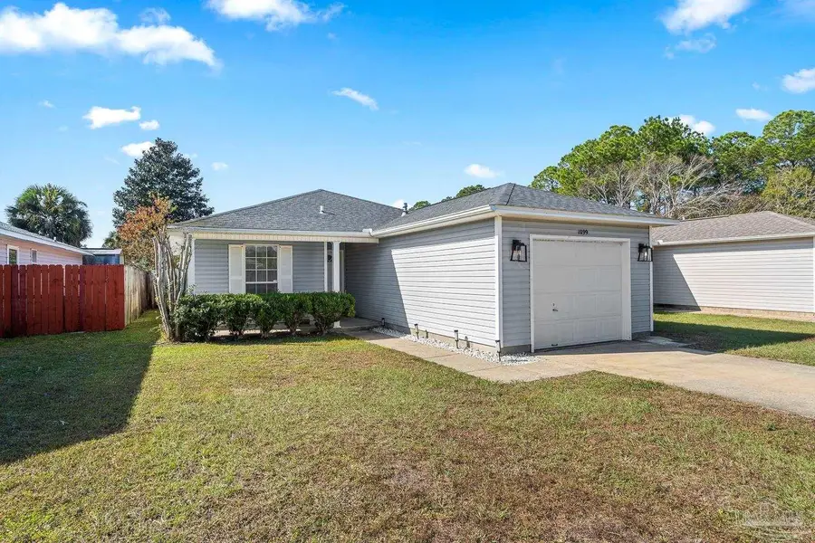 1099 Antigua Cir, Pensacola, FL 32506 - Image #2