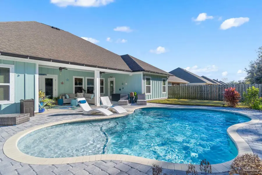 1469 Ballyhoo Dr, Gulf Breeze, FL 32563 - Image #2