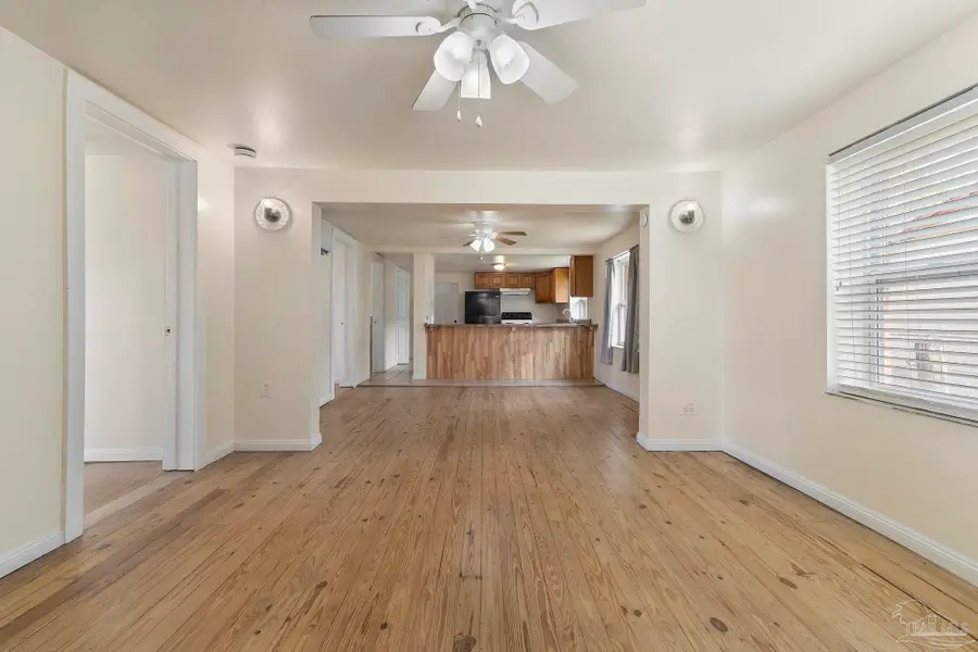 1910 W Lloyd St, Pensacola, FL 32501 - Image #3