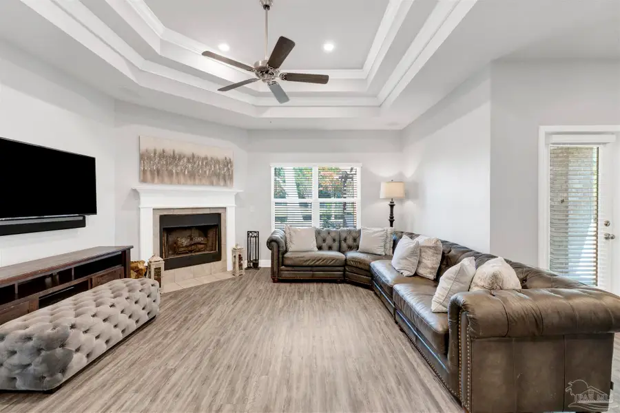 3736 Hawks Landing Cir, Pace, FL 32571 - Image #2