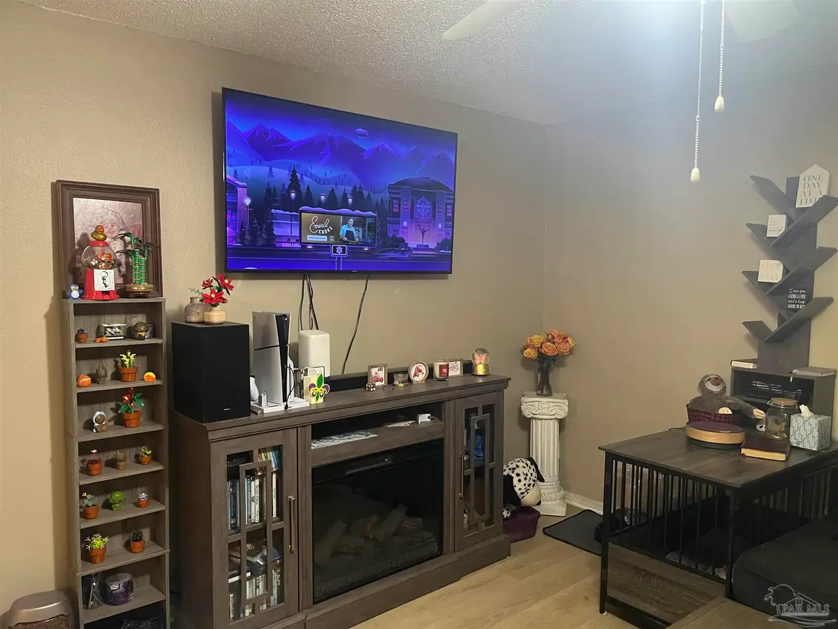 8838 Mary Fleming Dr, Pensacola, FL 32507 - #1