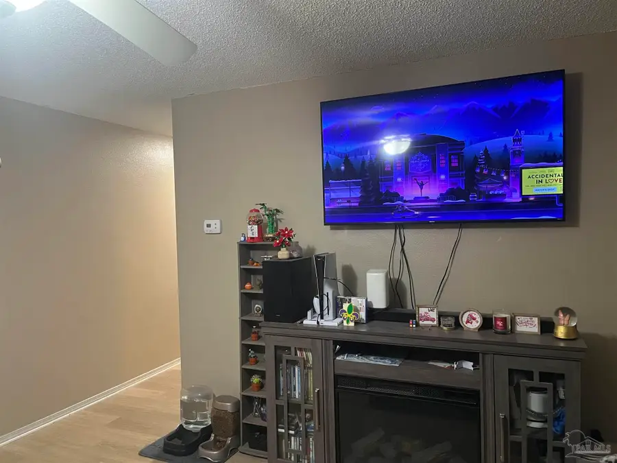 8838 Mary Fleming Dr, Pensacola, FL 32507 - #3