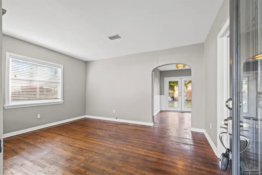 1811 E Cross St, Pensacola, FL 32503 - Image #2