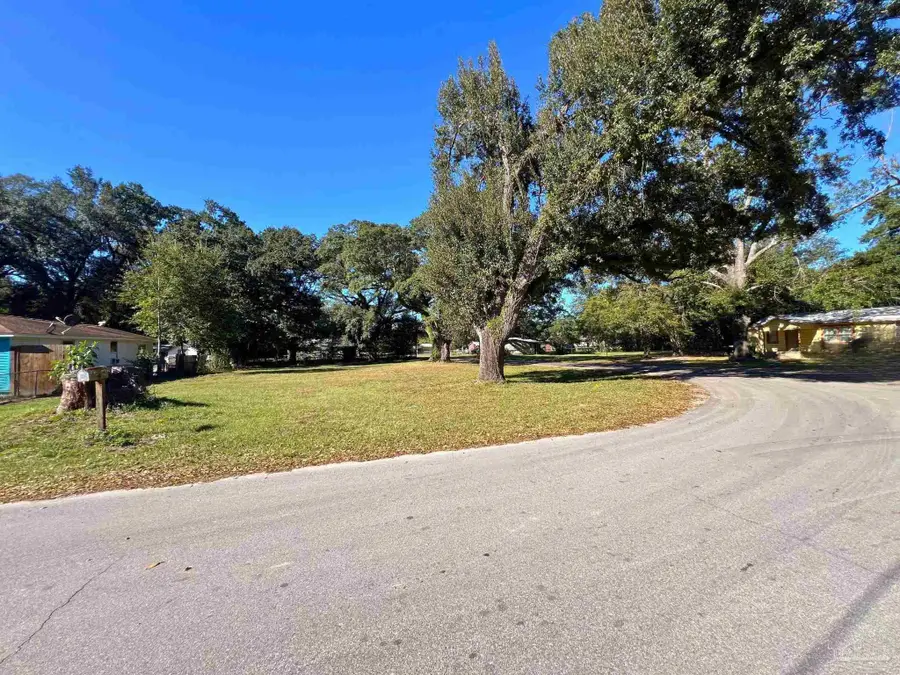 5 Simon Ct, Pensacola, FL 32505 - Image #3