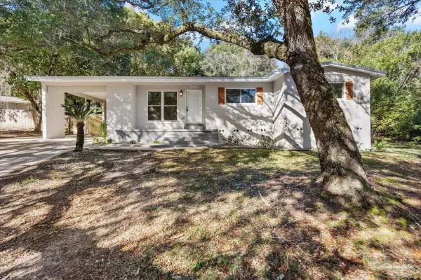 5149 Crestwood Rd, Pensacola, FL 32503