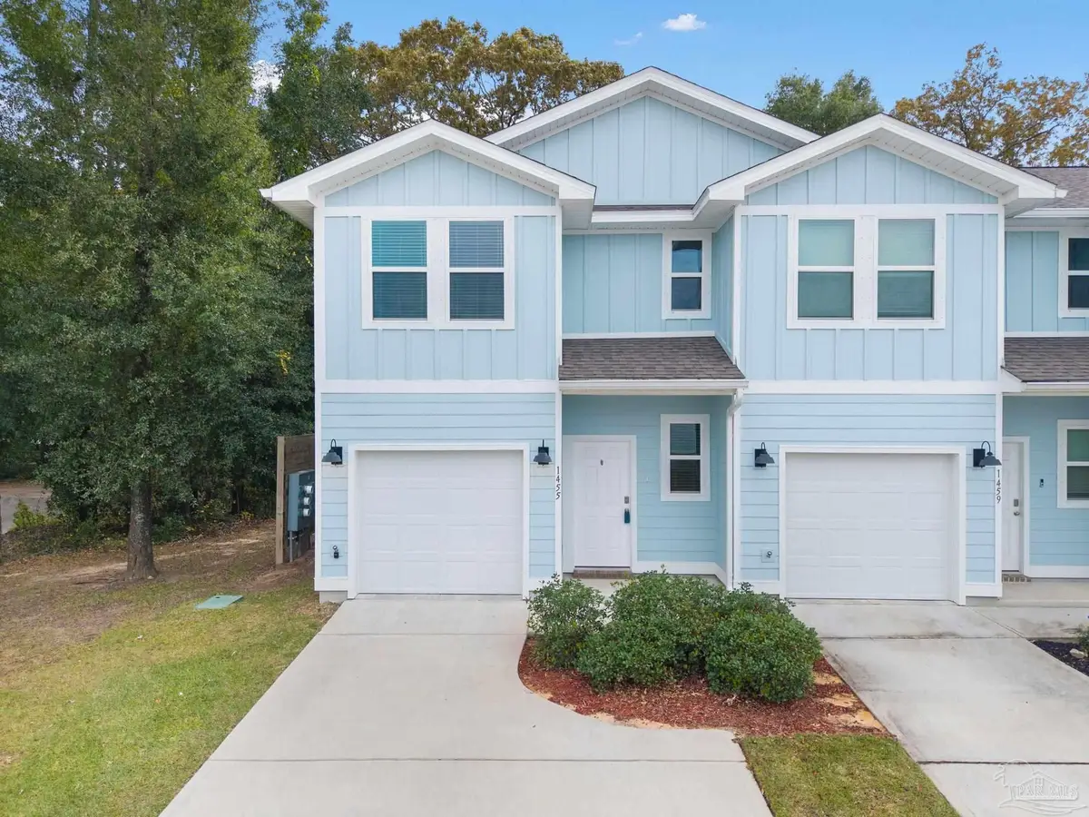 1455 Iroquois Ct, Pensacola, FL 32534 - Image #1