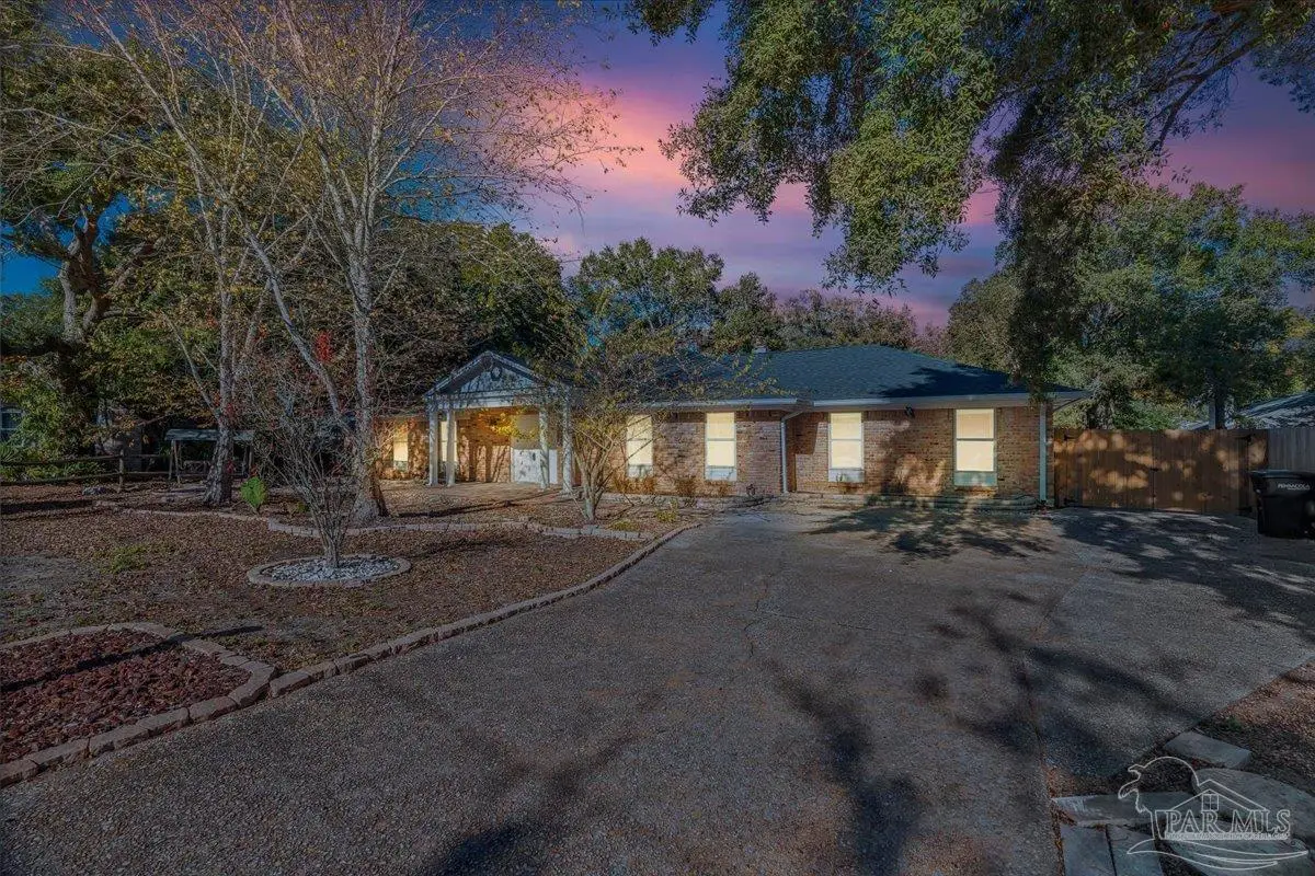 4740 Woodcliff Dr, Pensacola, FL 32504 - Image #1