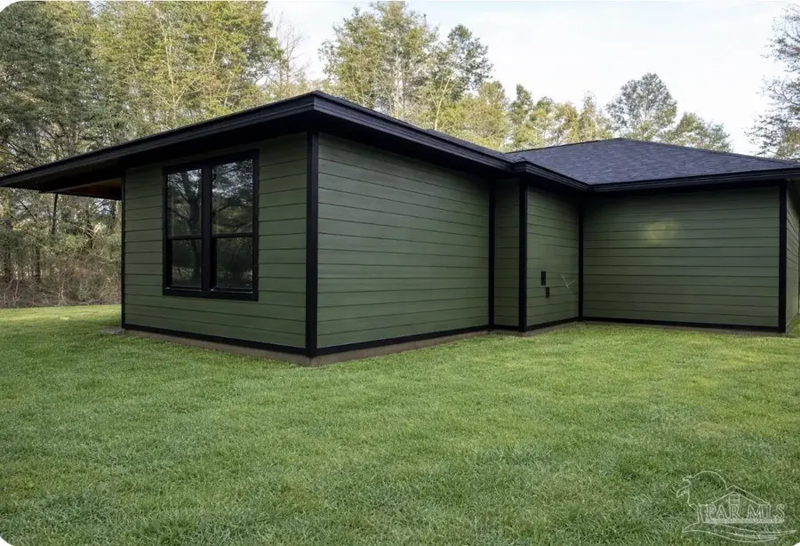 6809 Twister Ln, Milton, FL 32583 - #2