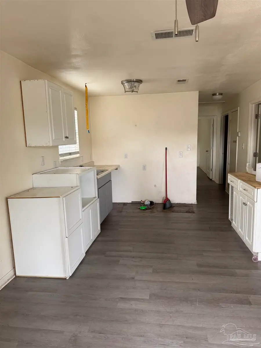 1314 W St Joseph St, Pensacola, FL 32501 - Image #2