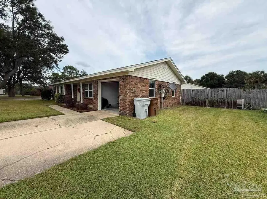 1372 El Sereno Pl, Gulf Breeze, FL 32563 - Image #2