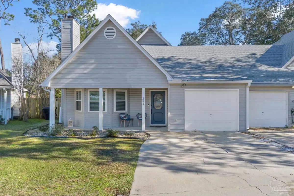 4224 Spanish Trail Pl, Pensacola, FL 32504 - Image #1