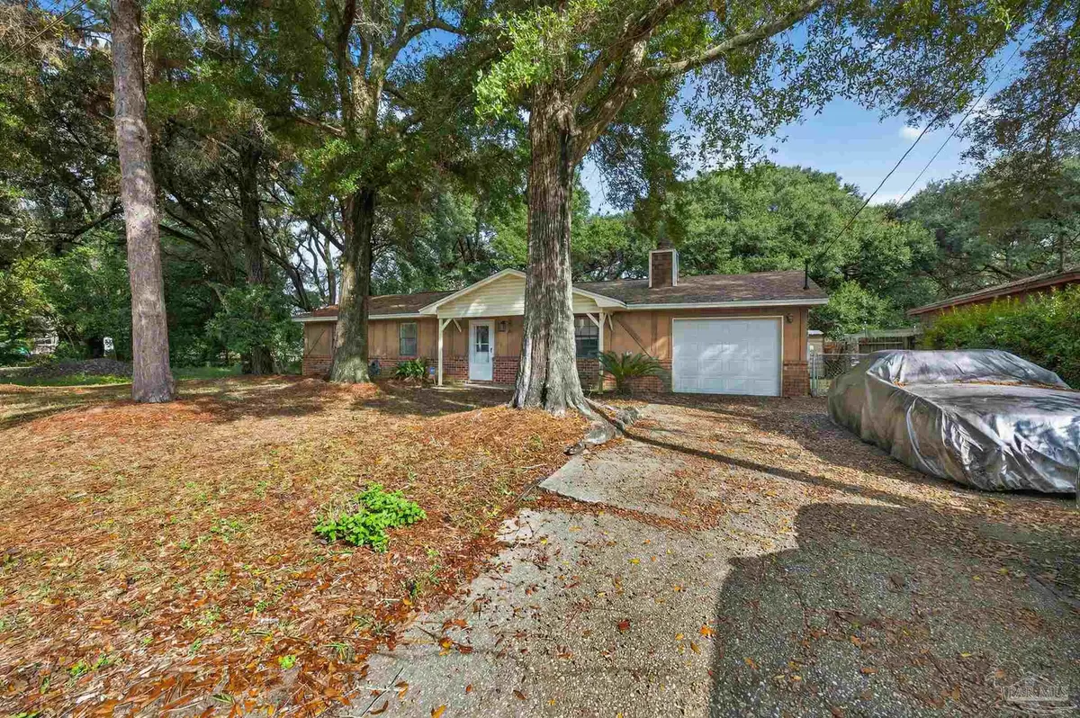 2878 Godwin Ln, Pensacola, FL 32526 - Image #1