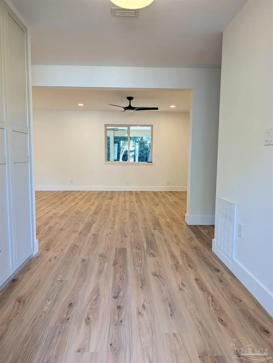 6 Stafford Cir, Fort Walton Beach, FL 32547 - Image #2