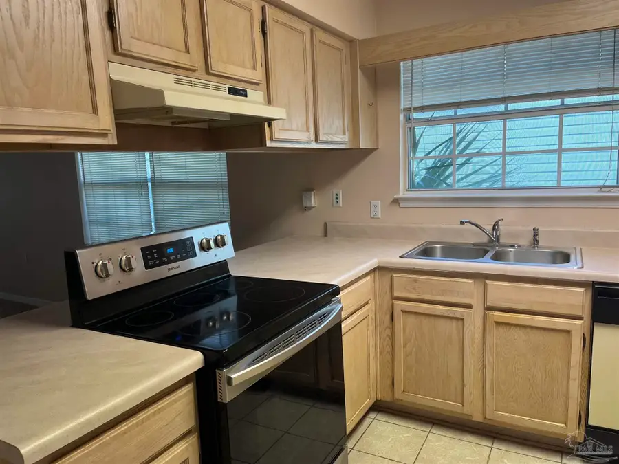 192 Wildflower Ln, Pensacola, FL 32514 - Image #3