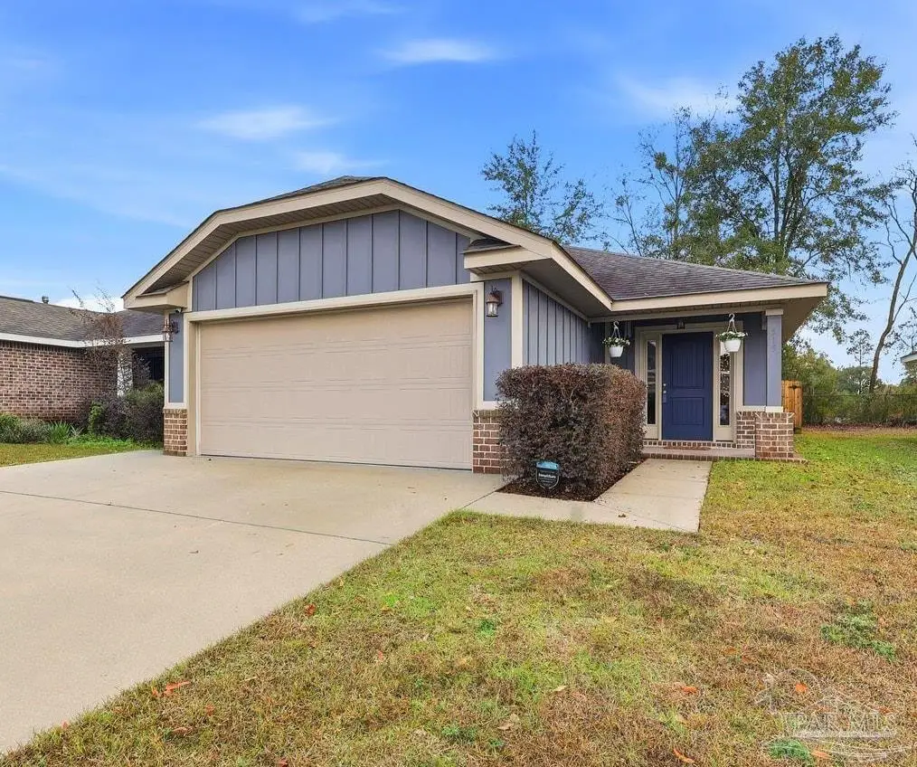 515 Evening Falls Dr, Pensacola, FL 32534 - Image #1
