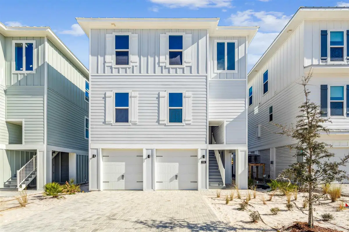 212 Clipper Dr, Pensacola, FL 32507 - #1