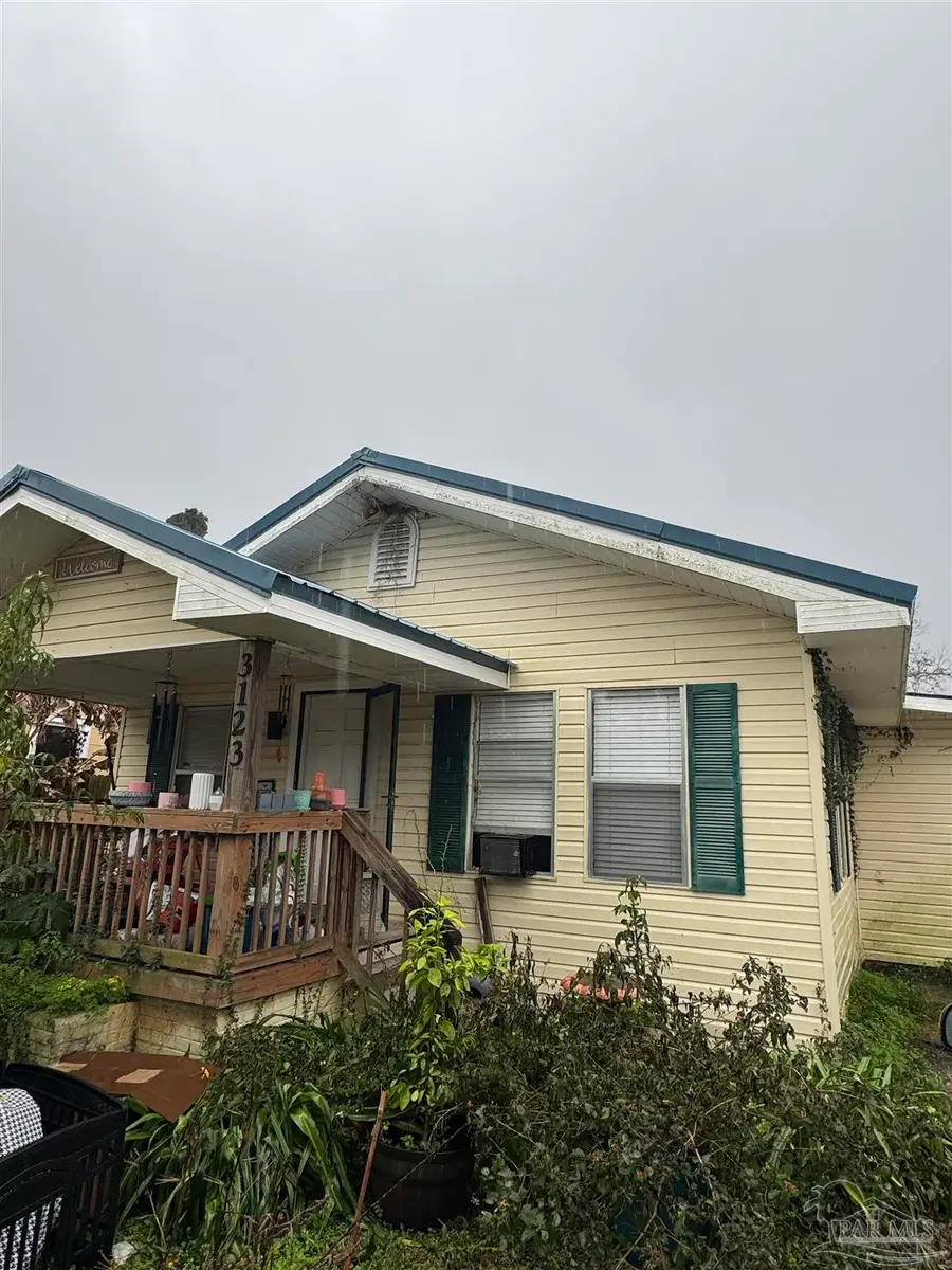 3123 W Lloyd St, Pensacola, FL 32505 - Image #2