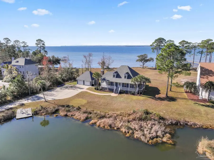 5513 Bay Meadows Dr, Milton, FL 32583 - Image #2