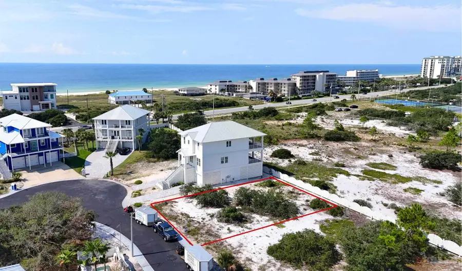 337 Gulfview Ln, Pensacola, FL 32507 - Image #2