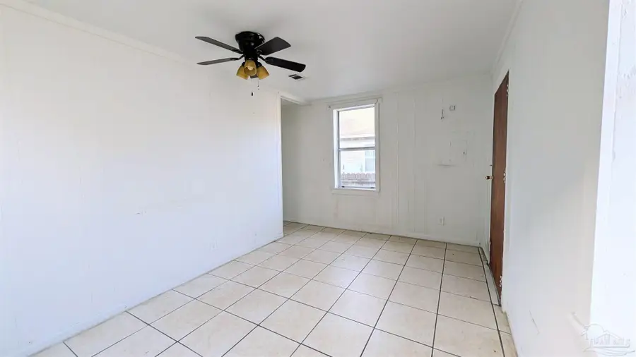 513 N Reus St, Pensacola, FL 32501 - Image #2