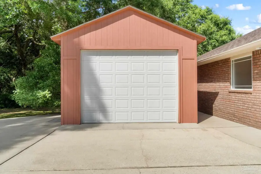 9944 Eleral Dr, Pensacola, FL 32526 - Image #3