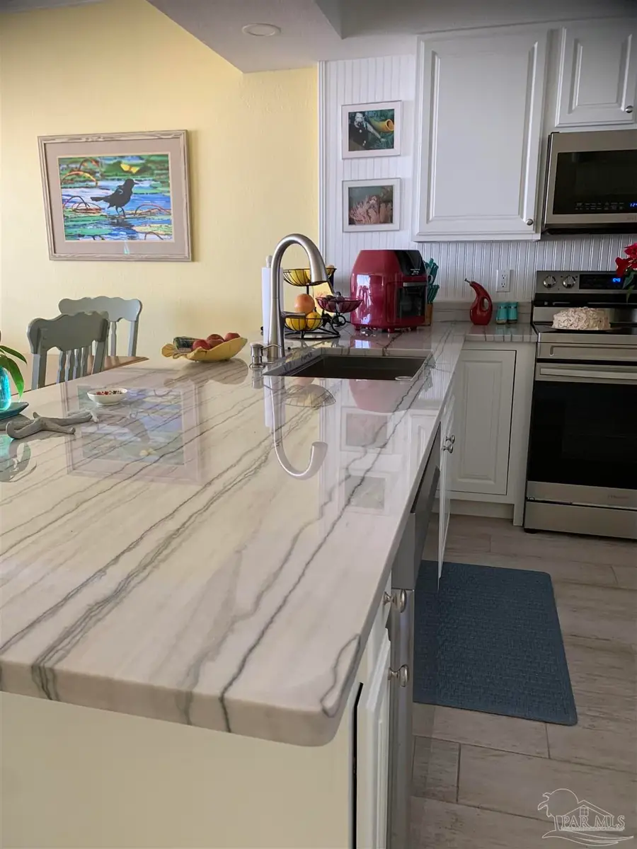 154 Ethel Wingate Dr #303, Pensacola, FL 32507 - Image #2