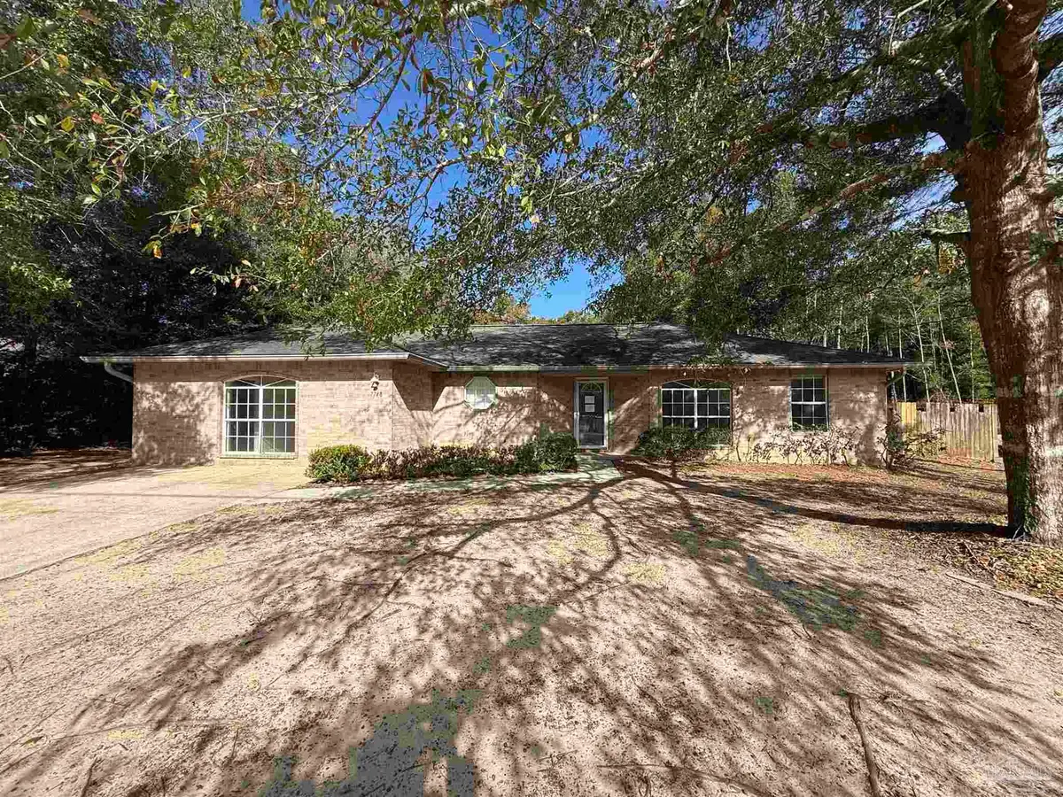 7748 Rustling Pines Dr, Milton, FL 32583 - Image #1