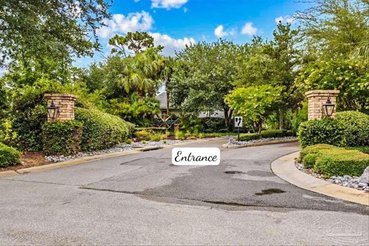 565 Downhaul Dr, Pensacola, FL 32507 - Image #1