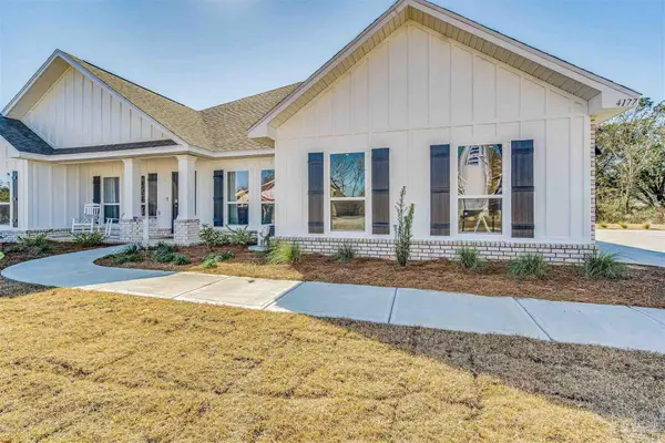 5780 Windham Rd, Milton, FL 32570