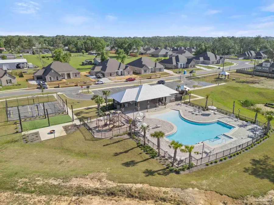 2755 Trestle Way, Cantonment, FL 32533 - Image #3