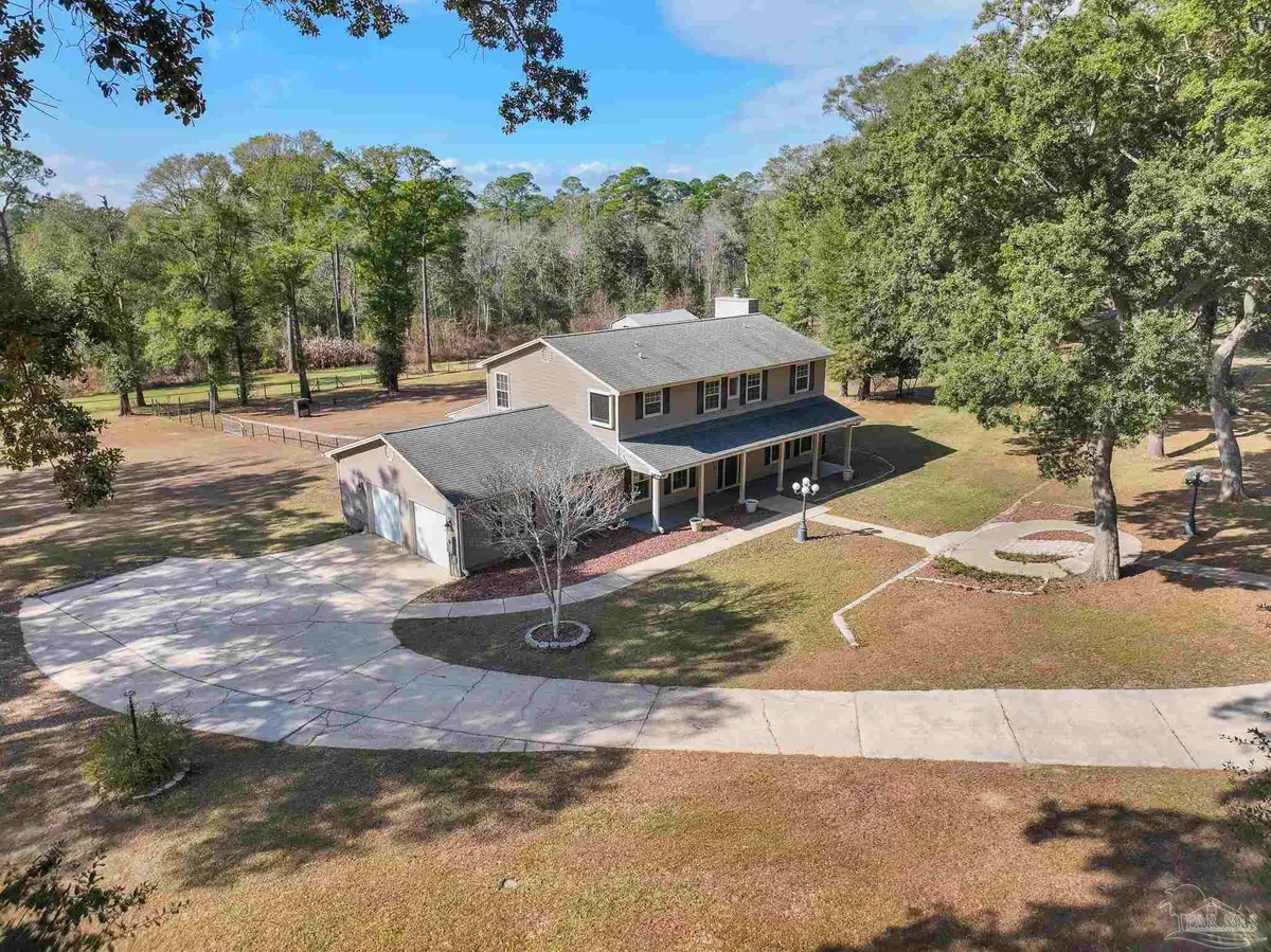 6061 Spanish Oak Dr, Pensacola, FL 32526 - Image #1